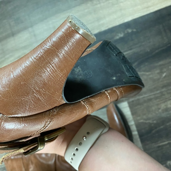 Le chateau boots size 6.5 - Picture 2 of 5
